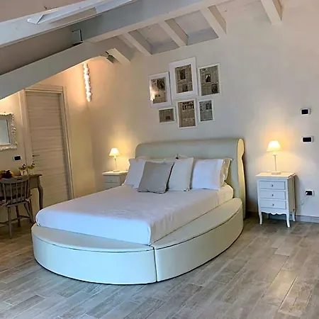 La Vista Del Poggio Castellaro (Liguria)